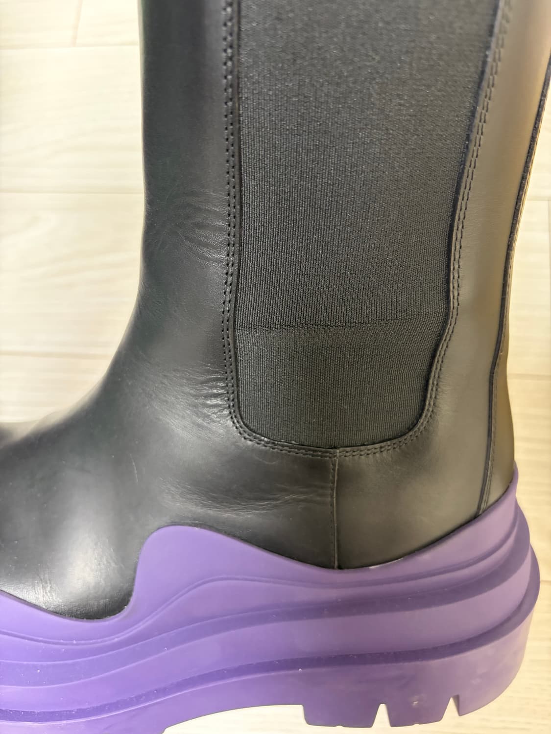 보테가베네타 타이어 첼시 부츠 블랙/퍼플 36.5(235) 상품이미지3