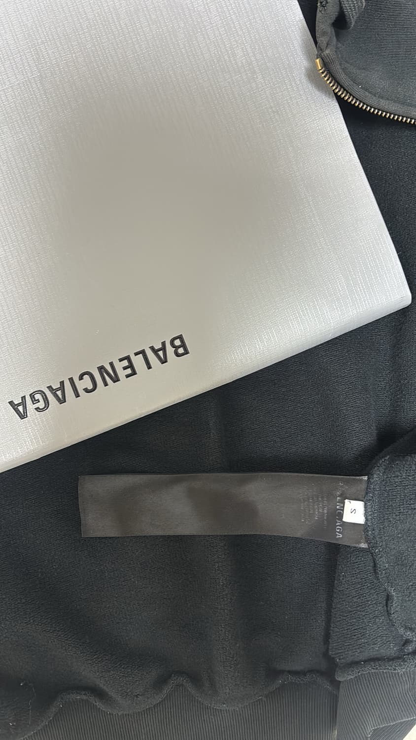 발렌시아가 메탈리카 후드집업 s사이즈 상품이미지4