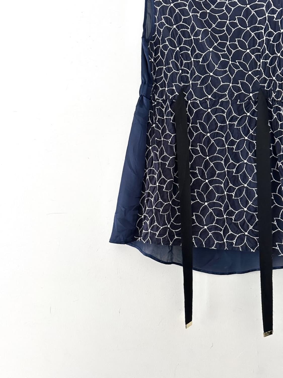 Front squeeze blouse / navy 상품이미지2