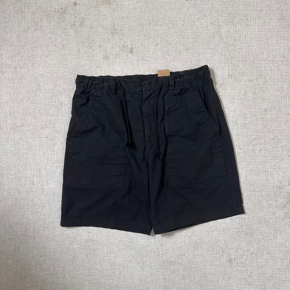 뉴에라 블랙 반바지 상품이미지1