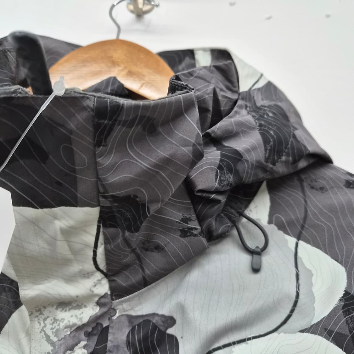 노스페이스 바람막이 블랙 / 패턴 남성 XL 상품이미지3