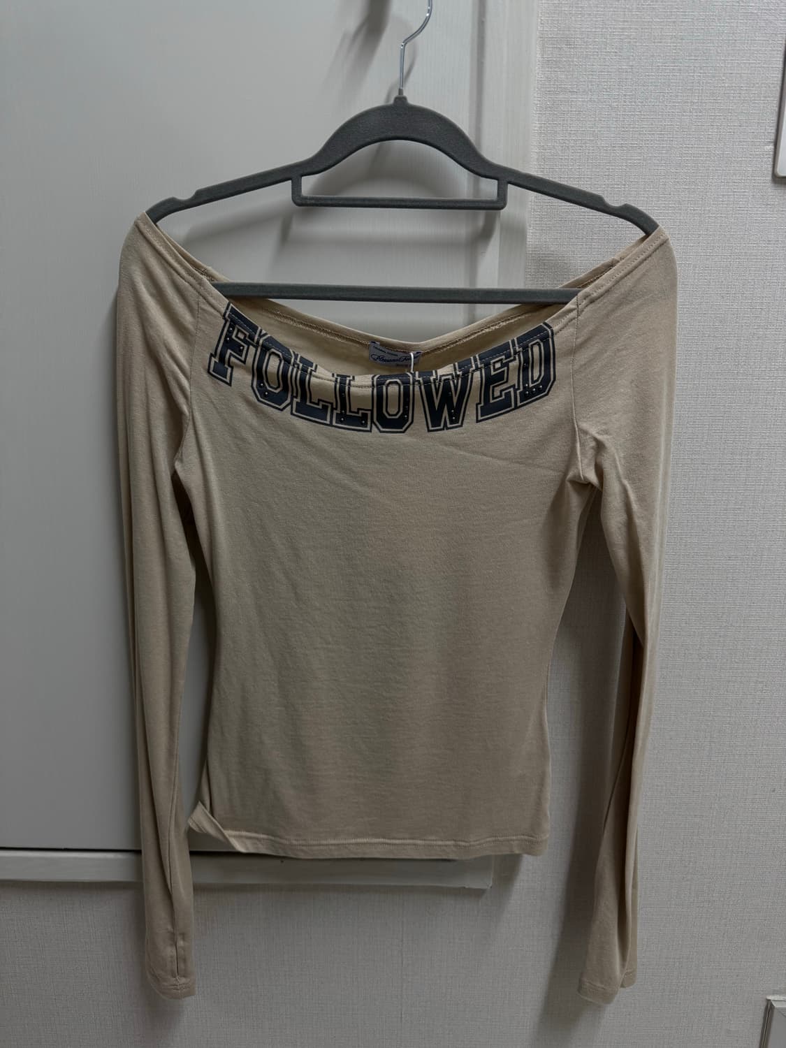 플리즈노팔로우 Followed Stone Top (베이지) 오프숄더 상품이미지3