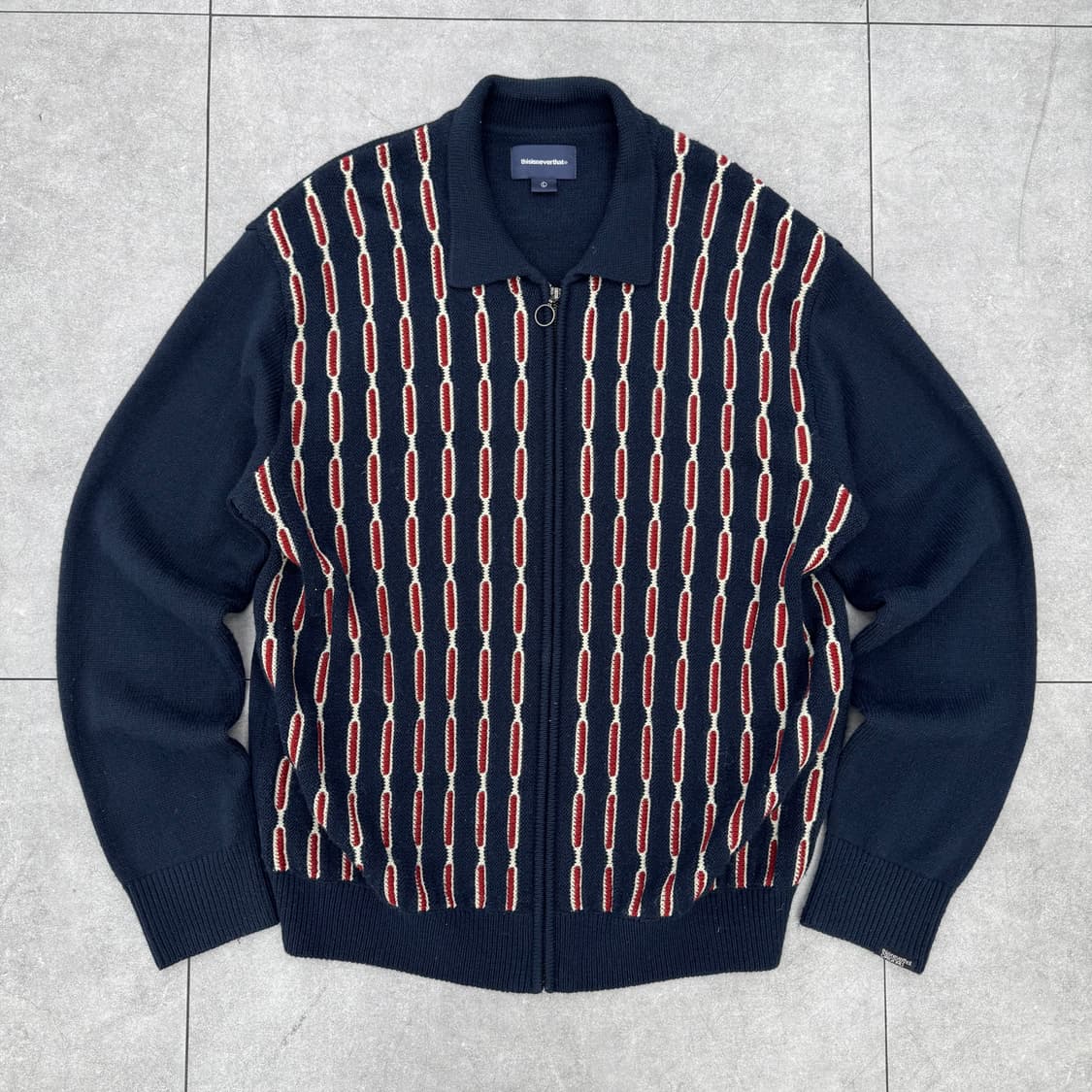 디스이즈네버댓 니트집업 상품이미지1