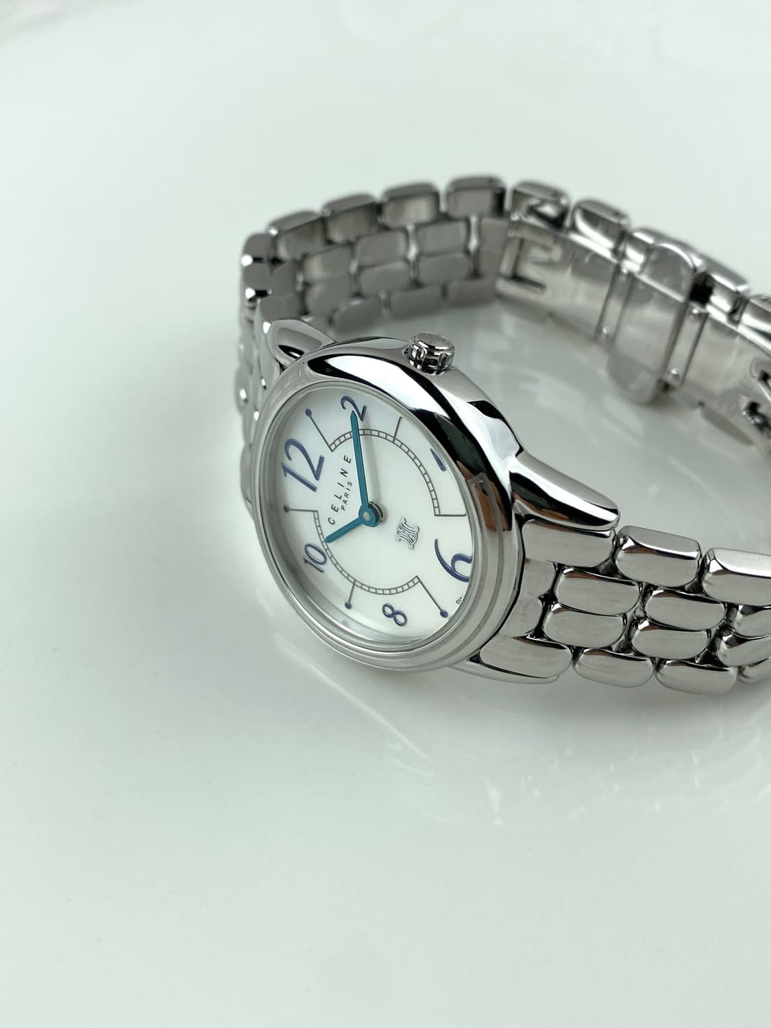 CELINE round shell steel watch 상품이미지2