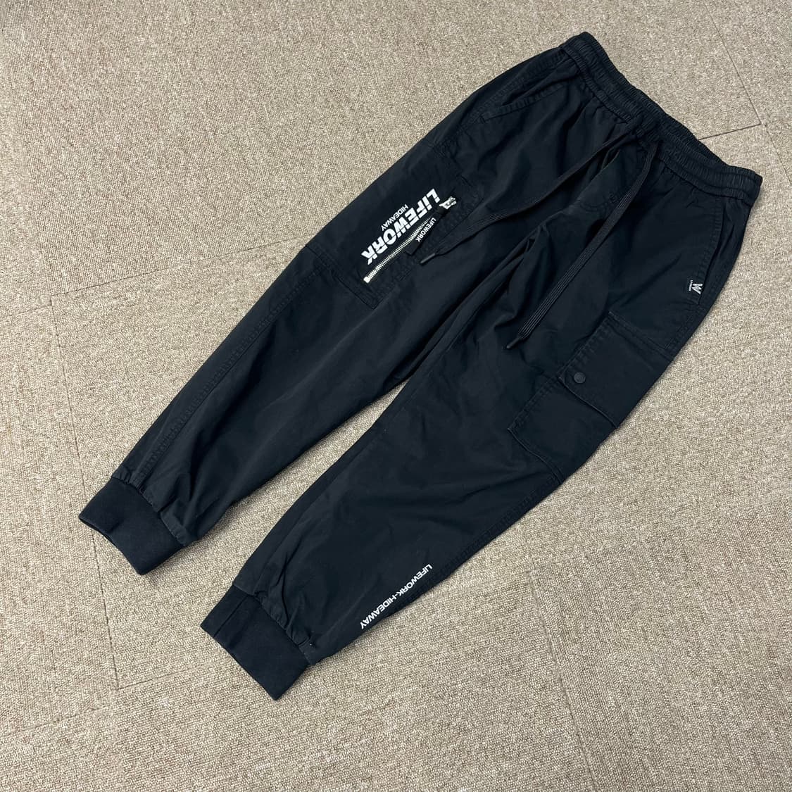 라이프워크 조거팬츠 상품이미지1