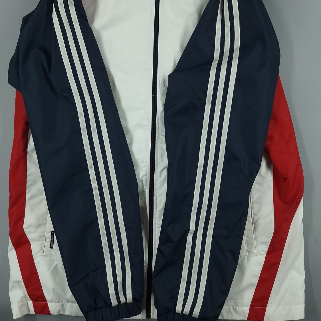 아디다스 JP 네이비 화이트 레드 배색 삼선 클라이마프루프 바람막이 L 상품이미지7