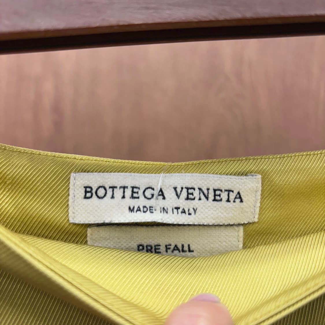 보테가 베네타 미니 스커트 언발란스 플랩 디테일 H라인 옐로우 상품이미지6