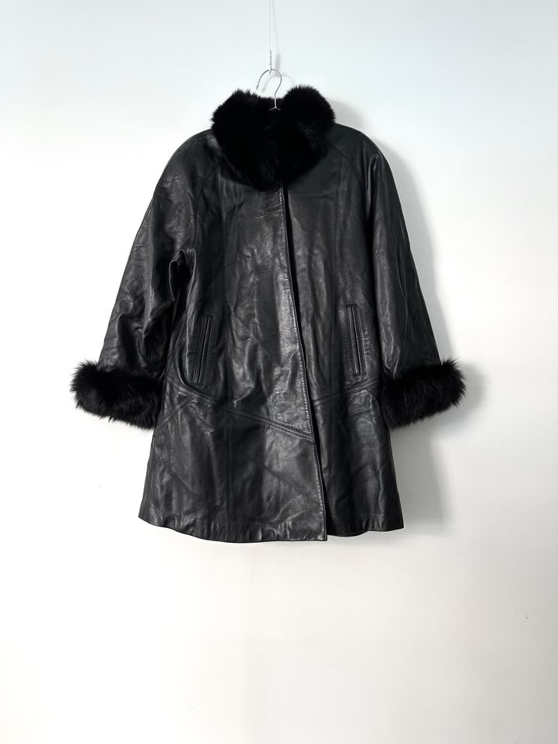 Fur detailed leather jacket 상품이미지1