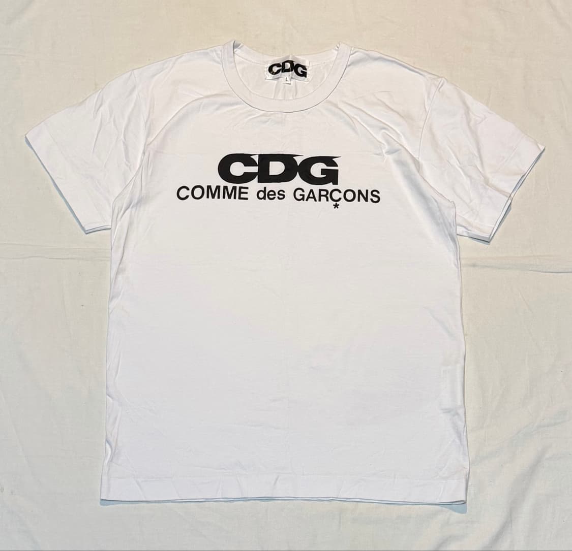 CDG 꼼데가르송 반팔 셔츠 화이트 상품이미지1