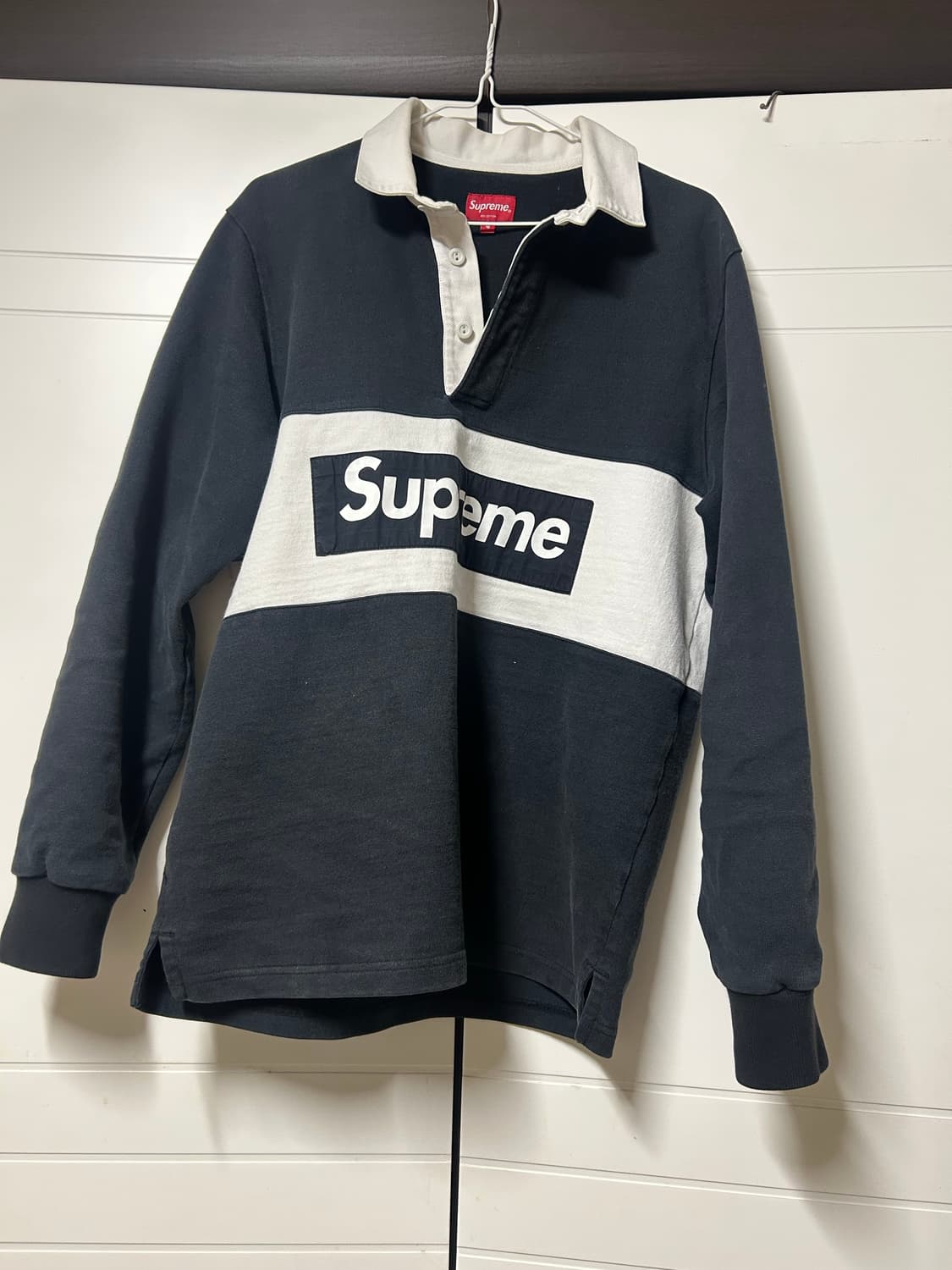 슈프림 월드페이머스 럭비티 상품이미지1