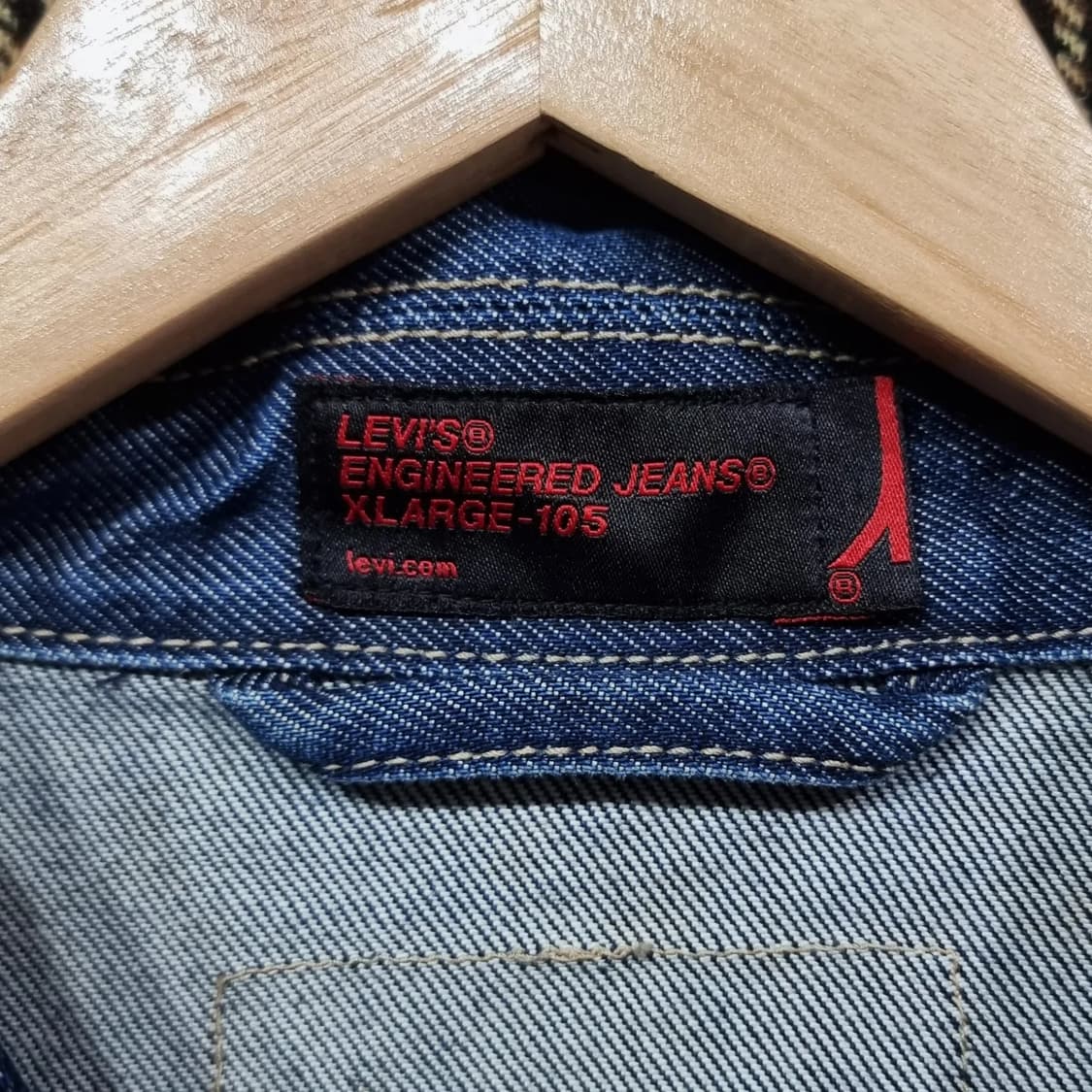 [L] 리바이스 엔지니어드 진 데님자켓 상품이미지4