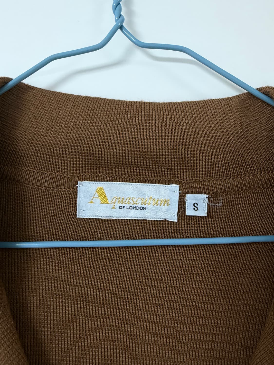 아쿠아스큐텀 울 금장 니트 자켓 S 상품이미지5