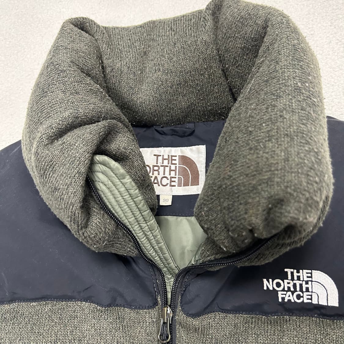 The North Face Khaki Puffer Vest 상품이미지6