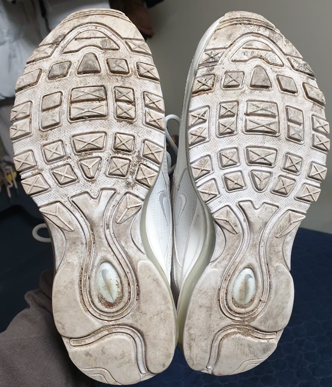 나이키 에어맥스97 메탈릭실버 화이트 (240) 상품이미지5