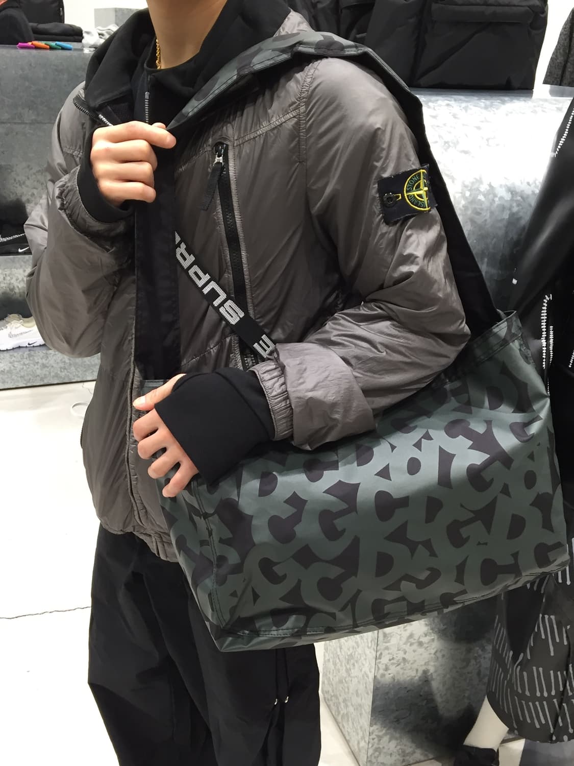 꼼데x요시다포터 신상 크로스백 상품이미지2