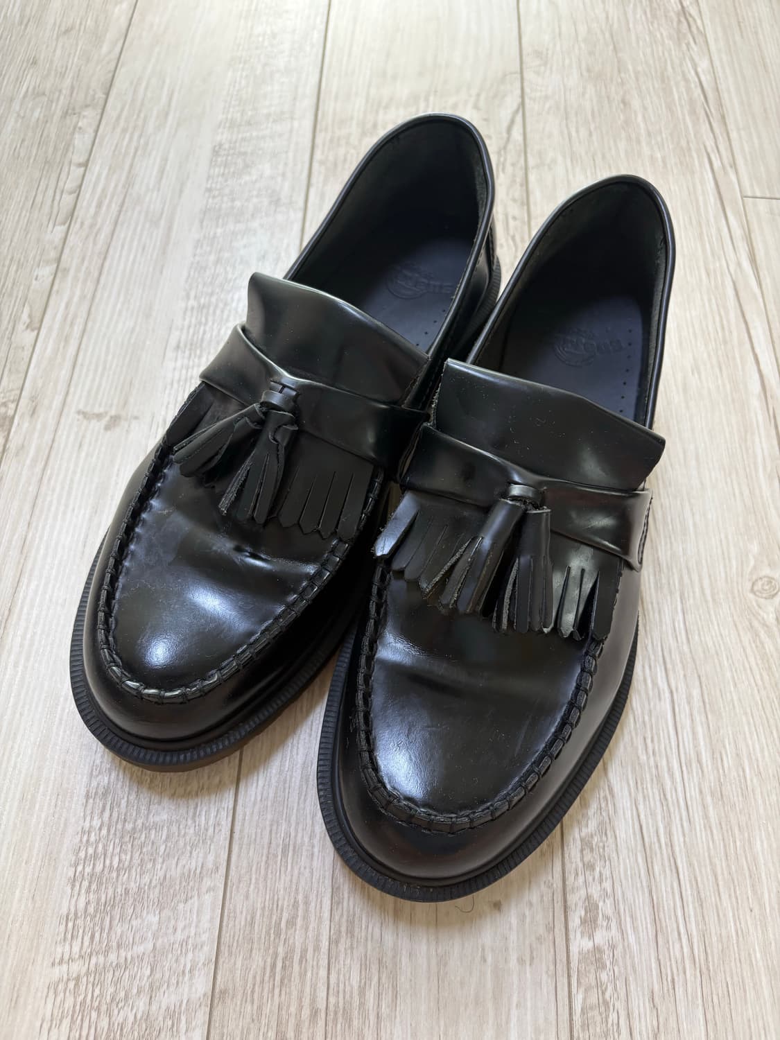 닥터마틴 아드리안 블랙 270 상품이미지1