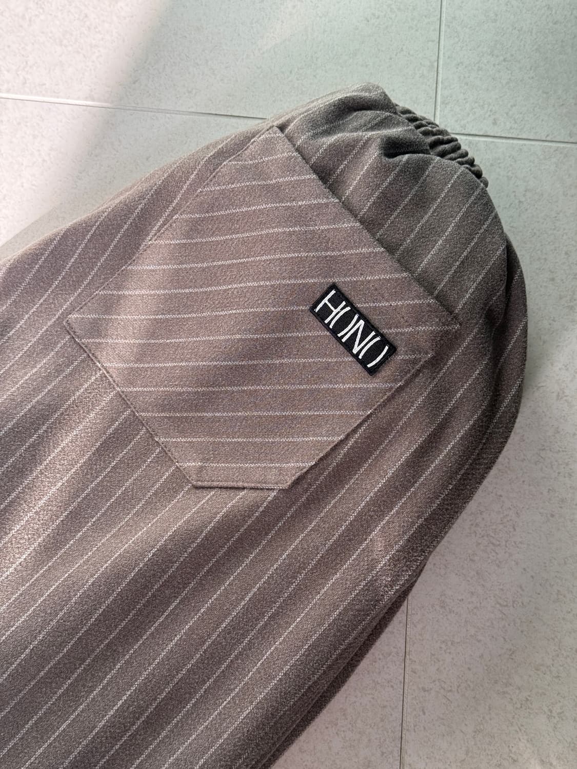 호노리포트 이지 빅 스트라이프 팬츠 상품이미지3