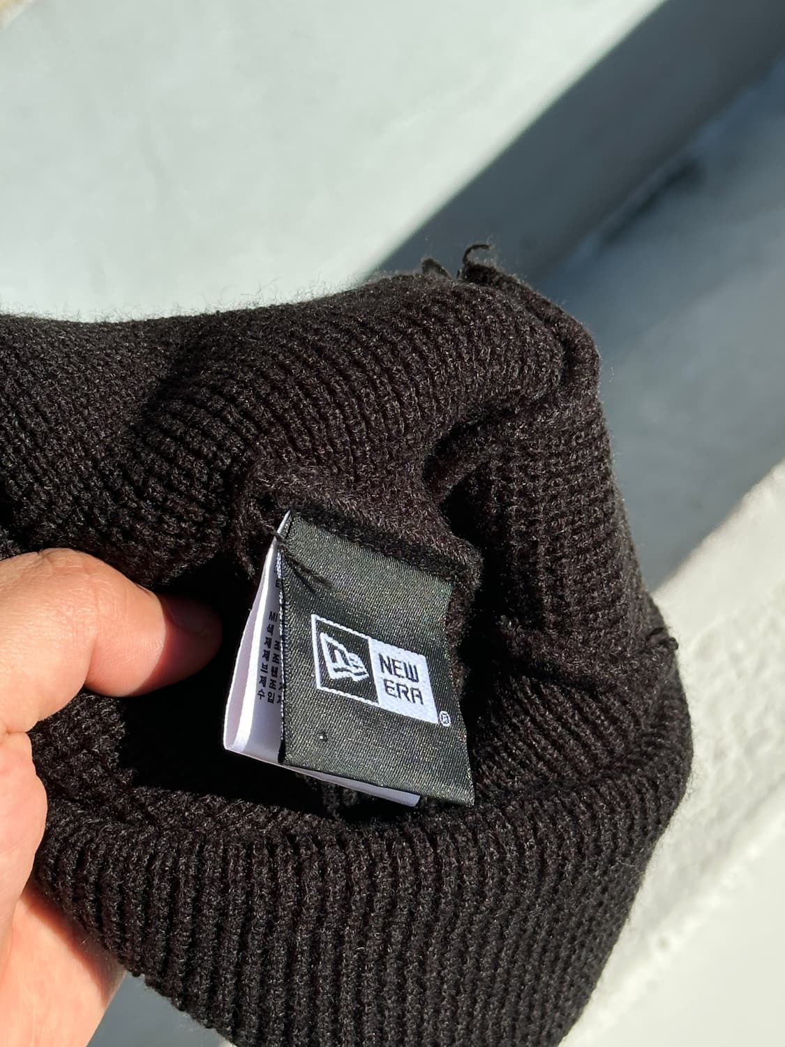 [F] 뉴에라 로고 블랙 비니 모자 상품이미지5