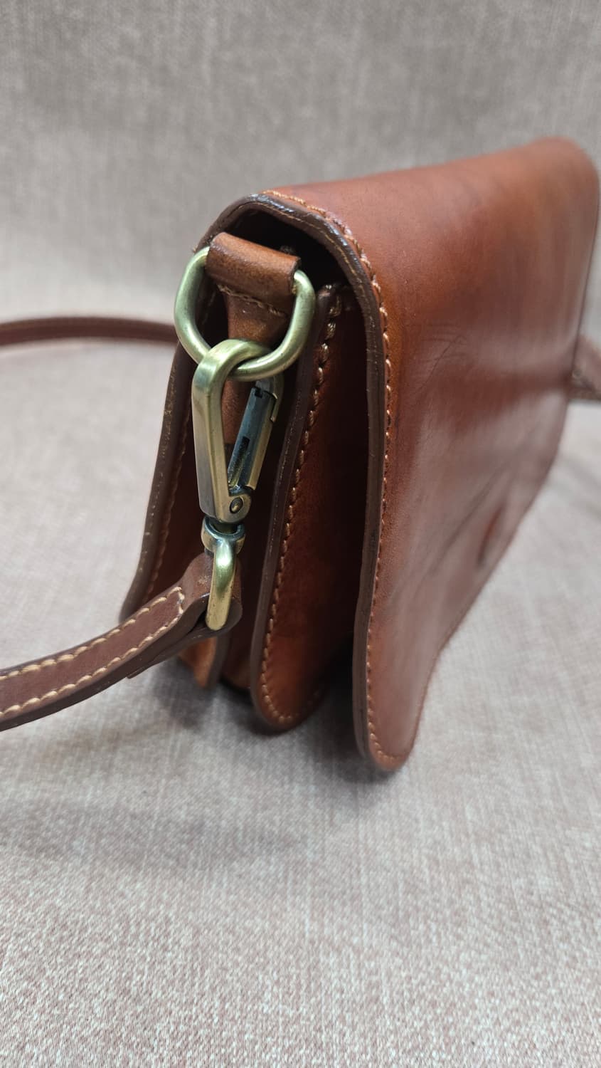 콘테 디 카보우르브라운 빈티지가죽 크로스백 상품이미지3