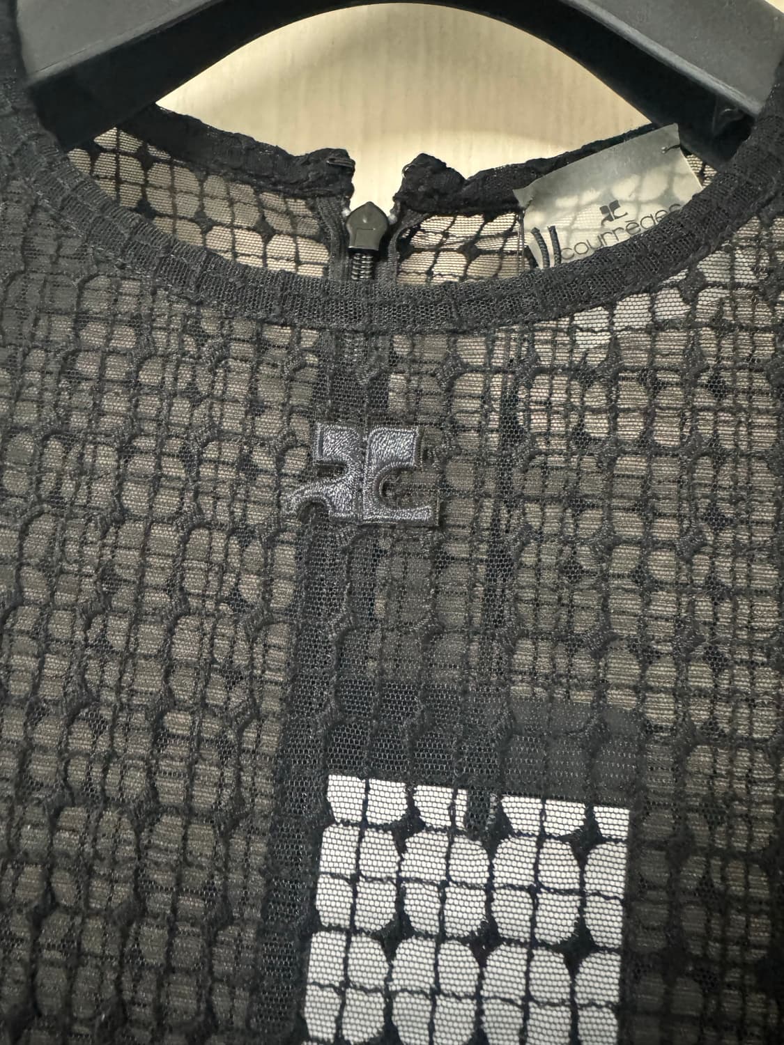 꾸레쥬 레이스 미니 블랙 드레스 새상품 (블랙핑크 리사 착용) 상품이미지4