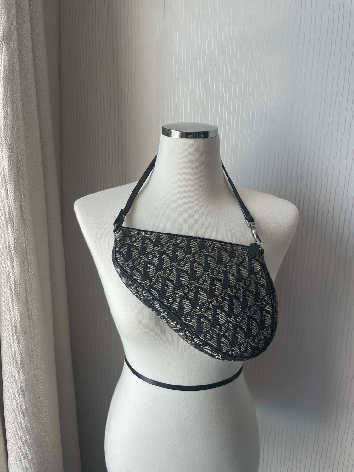 빈티지 디올 새들 파우치백 상품이미지4