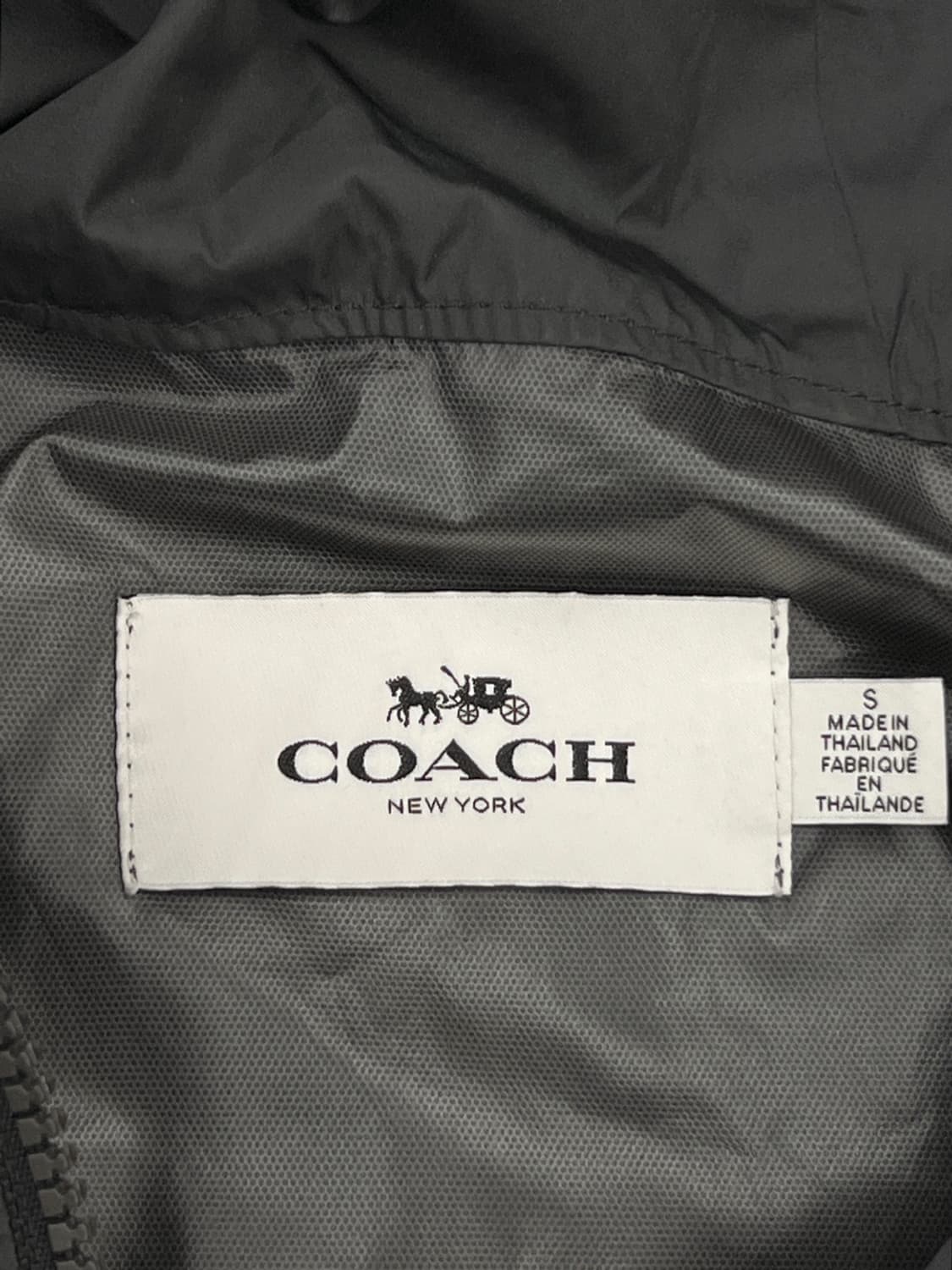 코치 레인 리액티브 윈드브레이커 상품이미지8