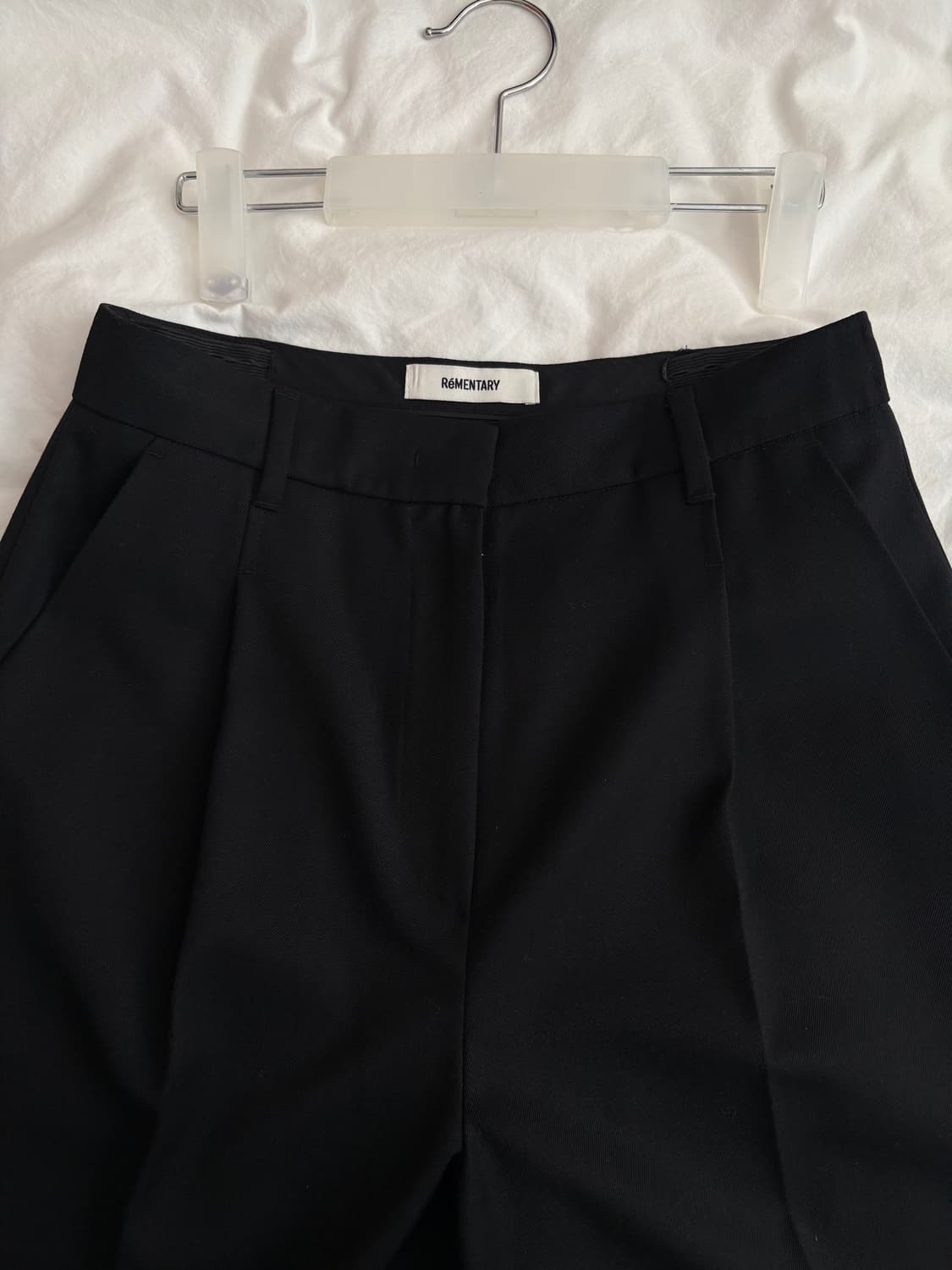 리멘터리 블랙 와이드 핀턱 슬랙스 상품이미지3