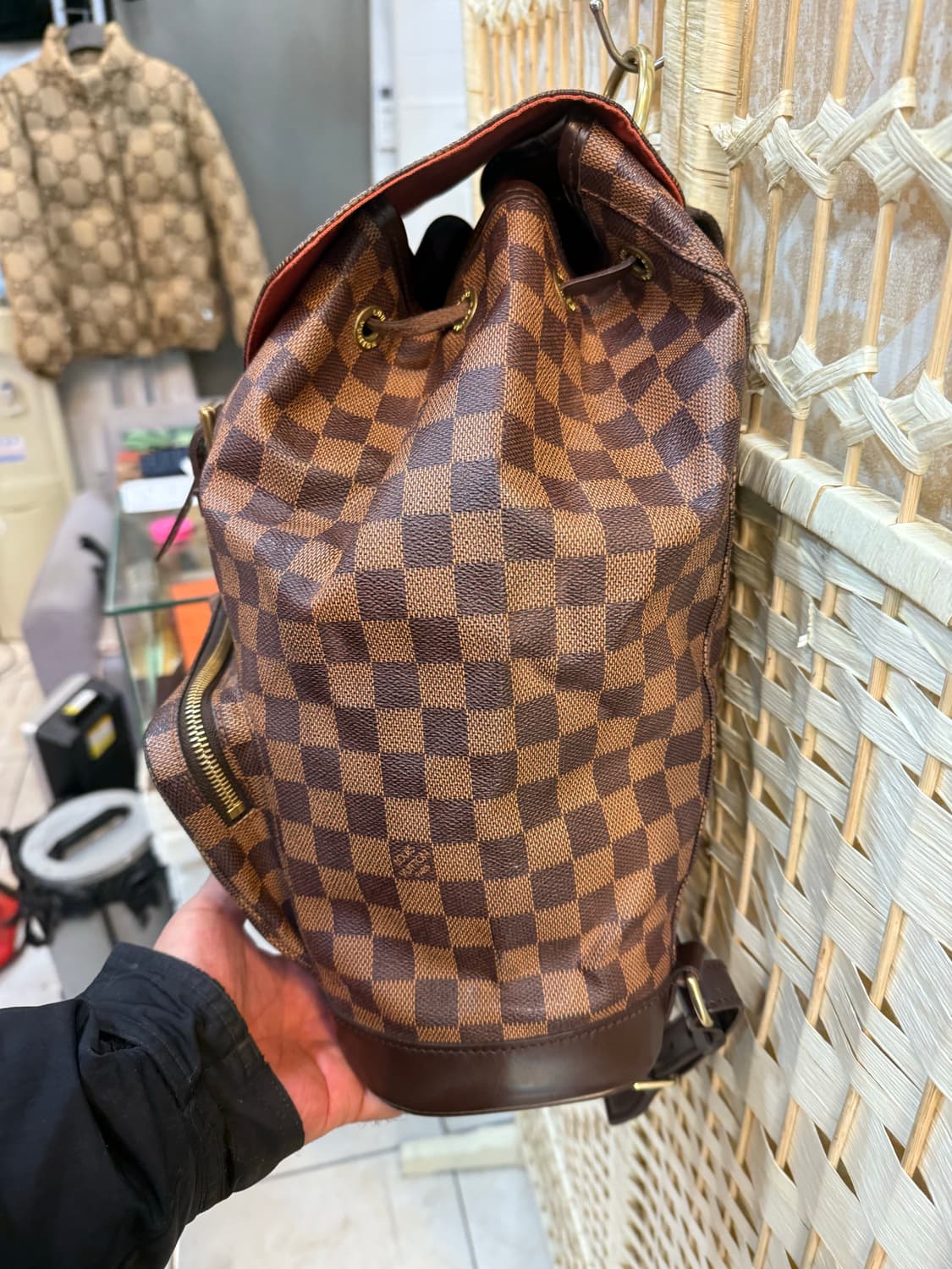 정품 루이비통 다미에 몽수리 MM 백팩 팝니다 상품이미지2