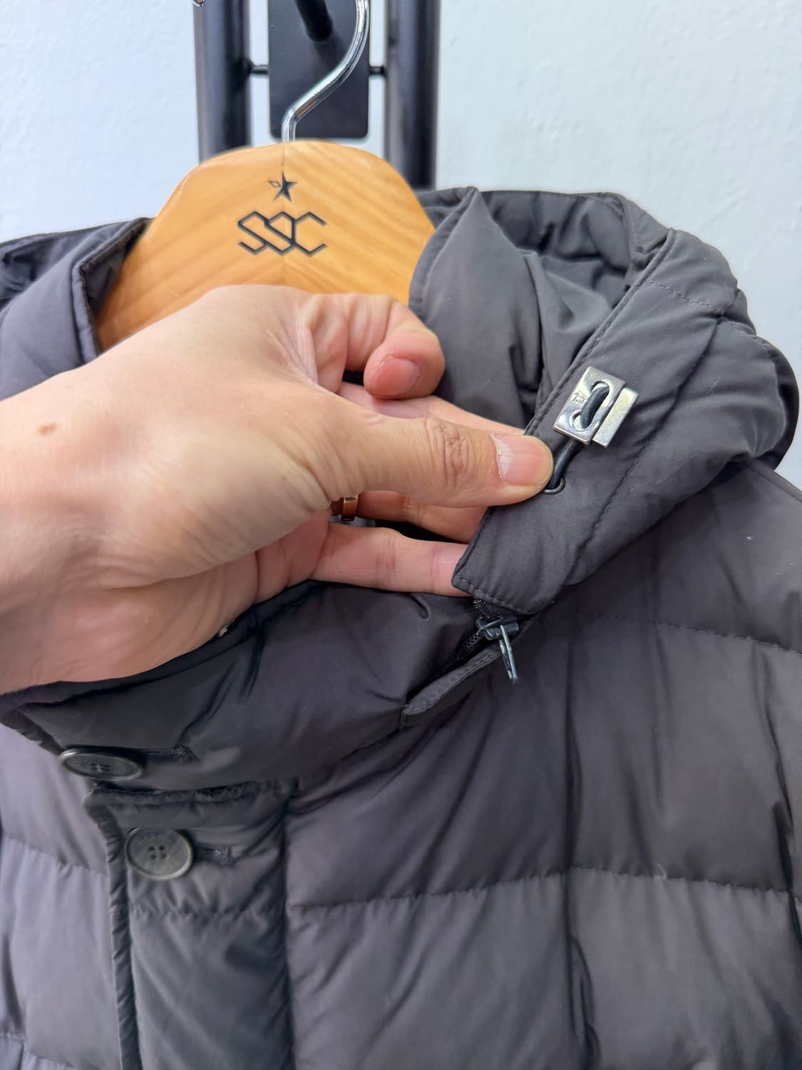 매장판정품) 에르노 남성 패딩 54 상품이미지3