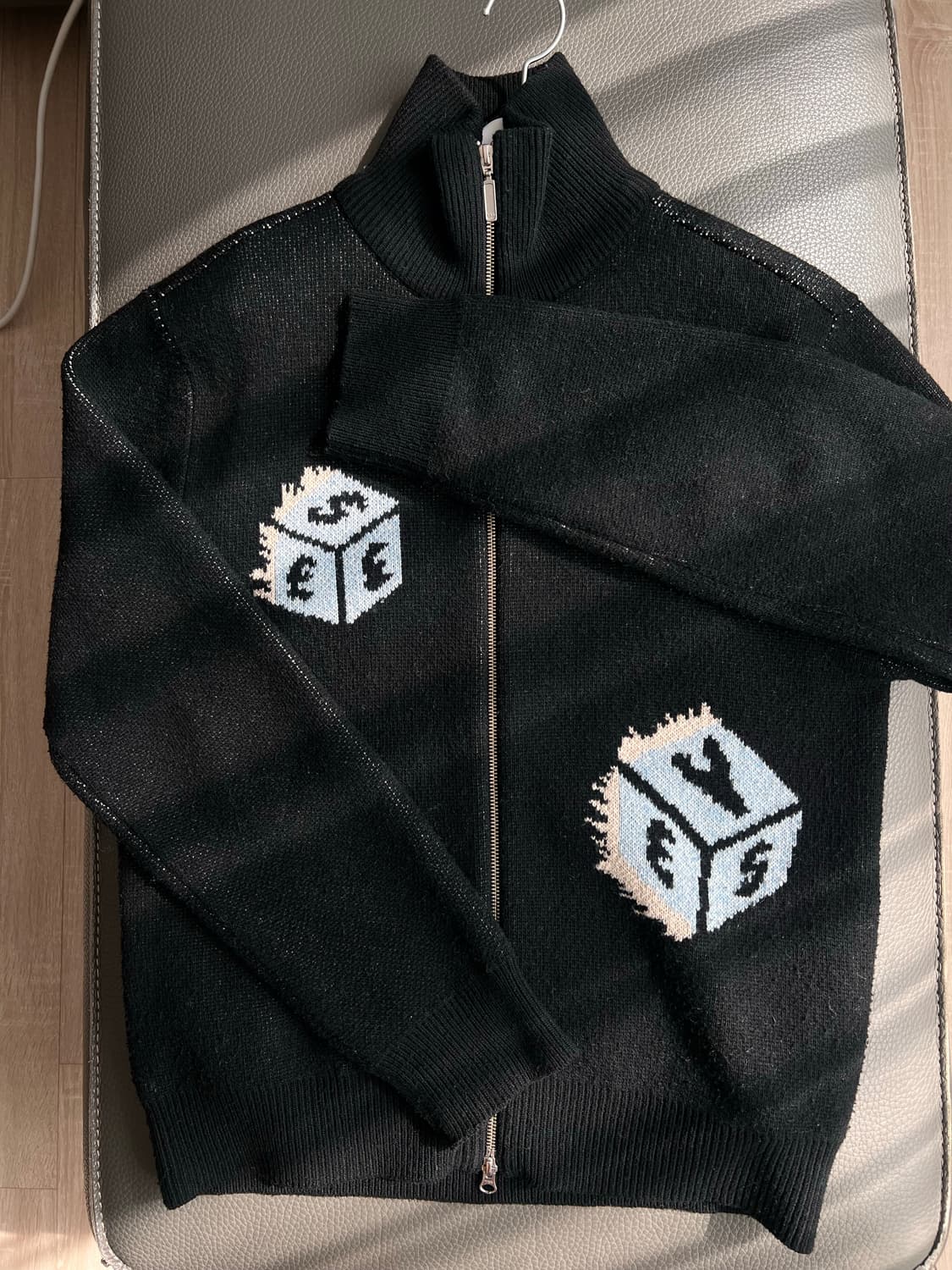 예스아이씨 다이스 니트 가디건 집업 상품이미지3