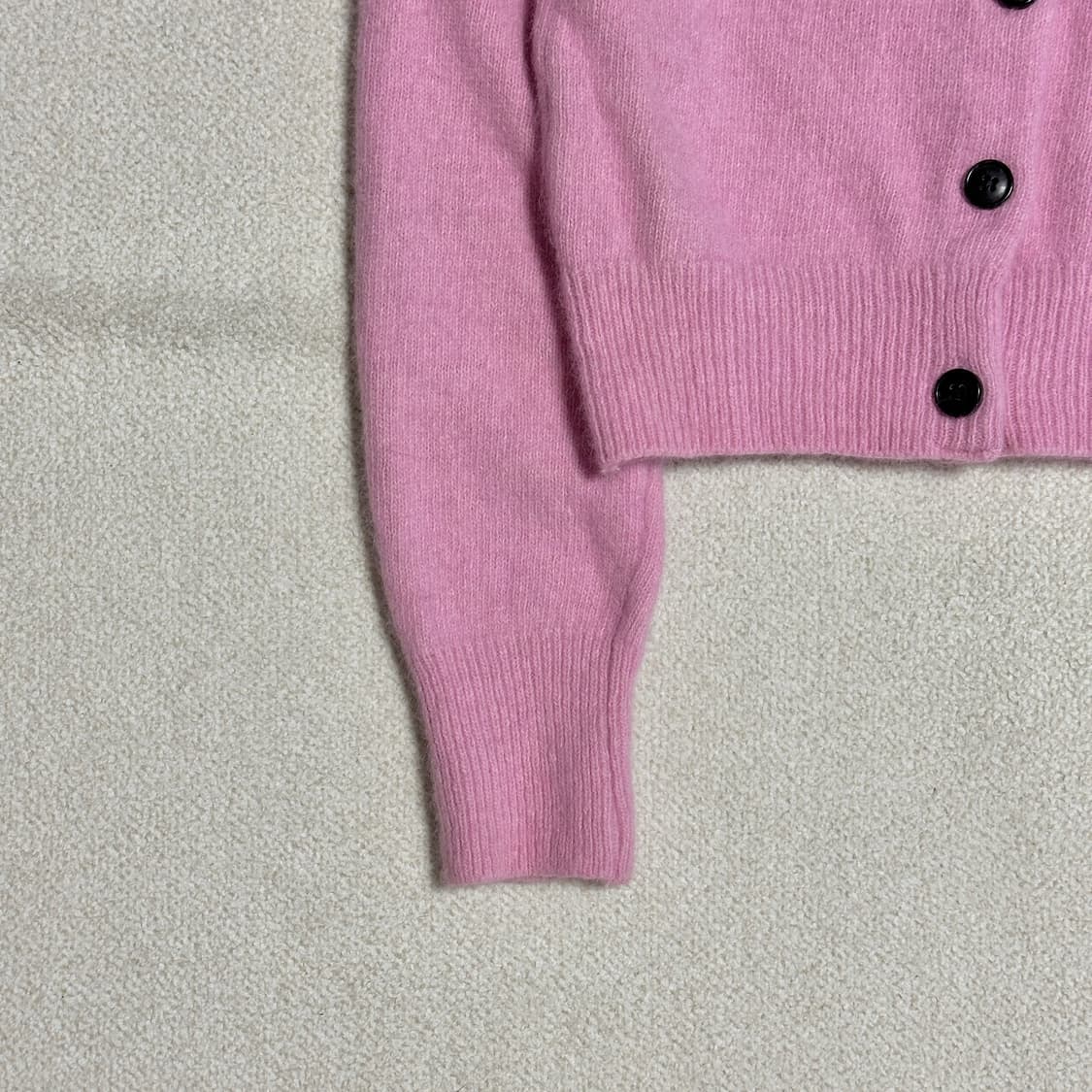 마르디 메크르디 브이넥 라쿤 블렌디드 가디건 상품이미지4