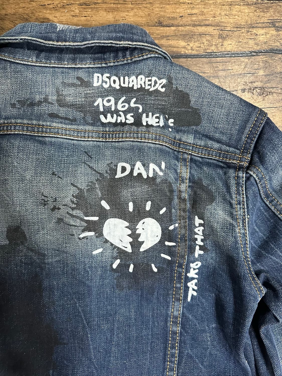 디스퀘어드2 DSQUARED2 이탈리아제 그래피티 페인팅 크롭 데님 자켓 상품이미지7