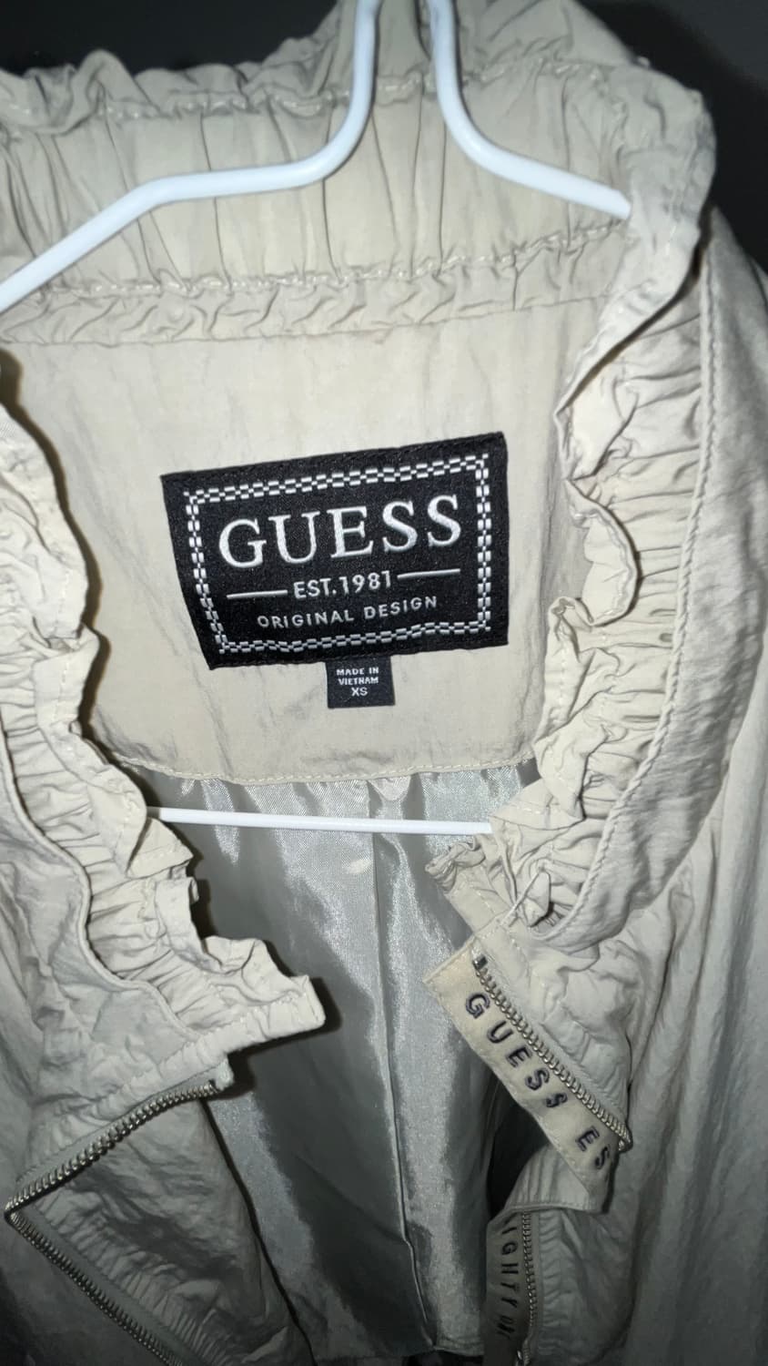 Guess 레이스 바람막이 상품이미지5