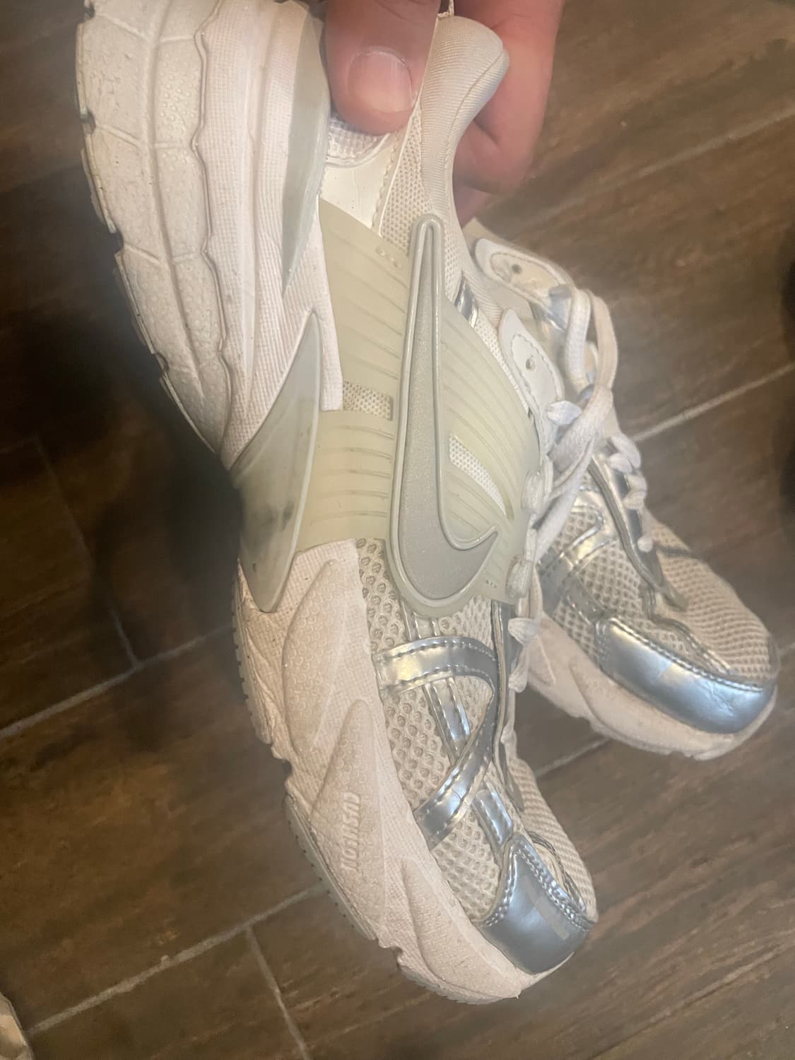 나이키 흰/은 운동화 255mm 상품이미지2