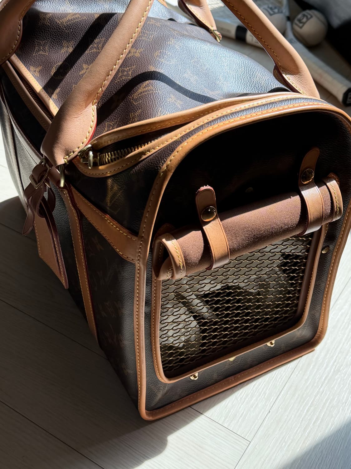 루이비통 모노그램 DOG 캐리어 상품이미지2