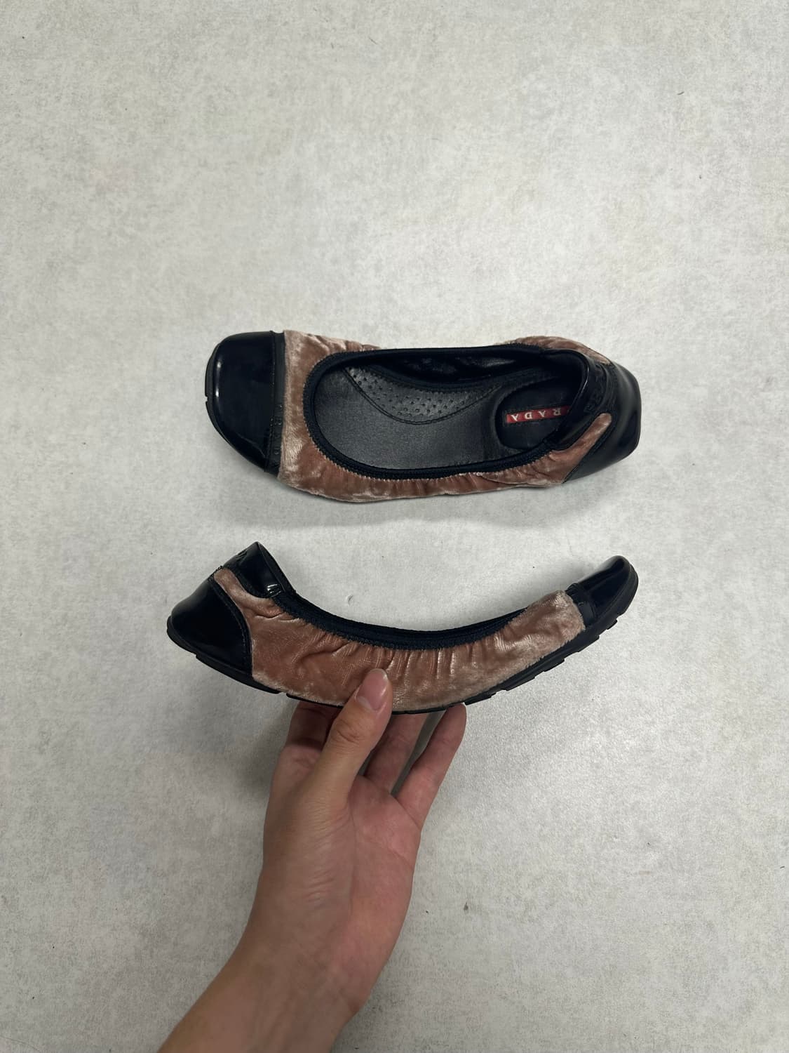 프라다 스포츠 발레 플랫슈즈 상품이미지2