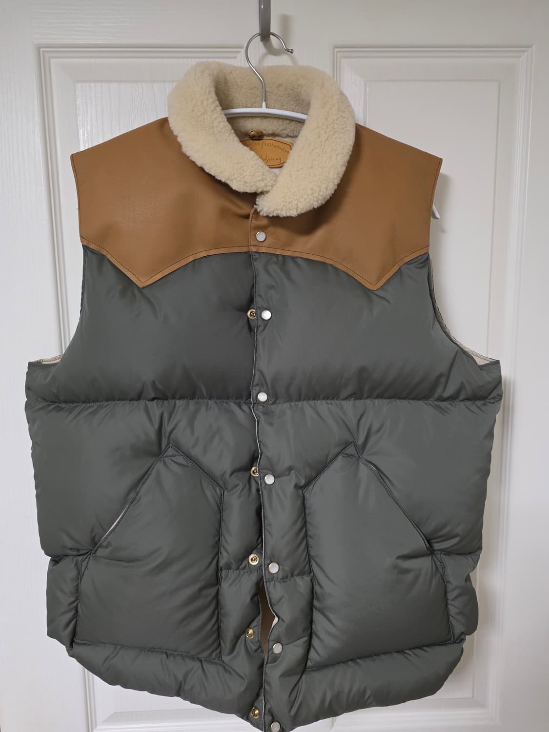 [42] 록키마운틴 페더베드 크리스티 베스트 - 올리브 상품이미지1