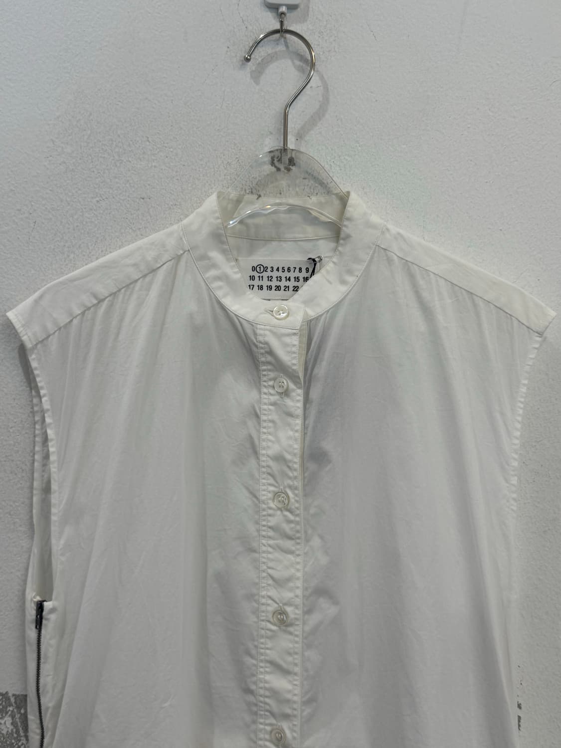 Maison Margiela White Sleeveless Shirt 상품이미지3