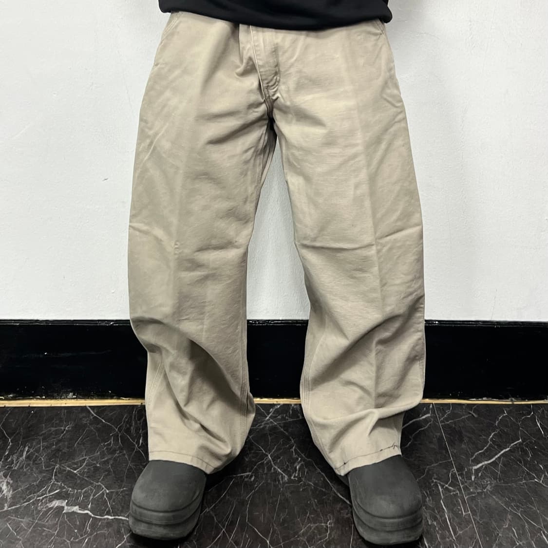 칼하트 오리지널 B11-DES 싱글니 카펜터 워크 팬츠 상품이미지2