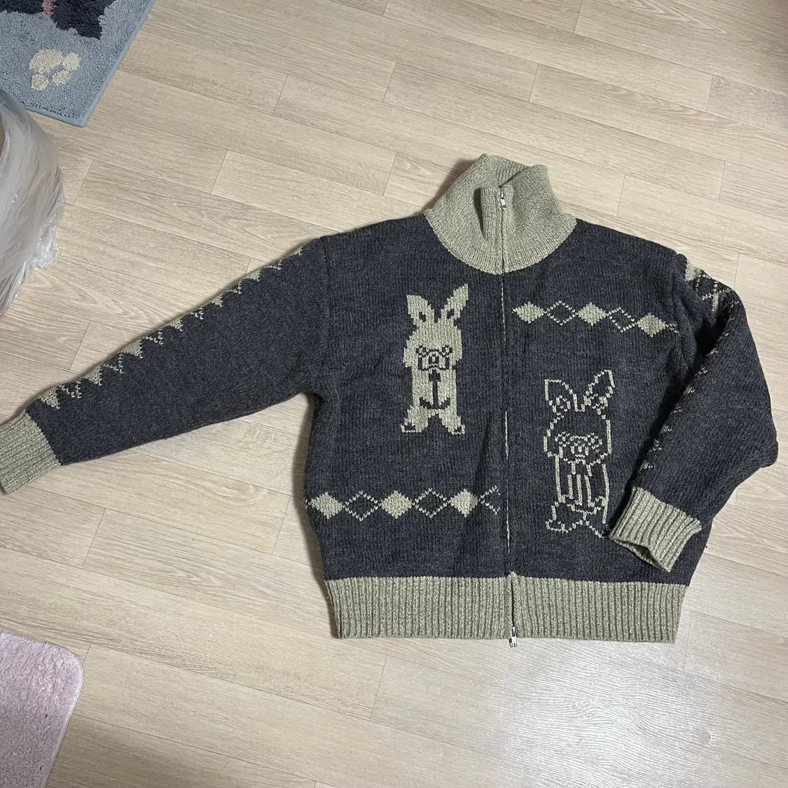 로컬맨션 니트집업 상품이미지2