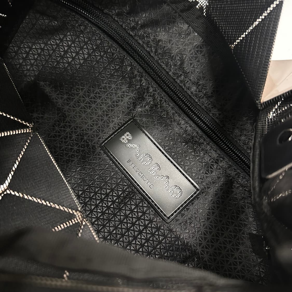 이세이미야케 바오바오 루센트 토트백 베이지 상품이미지5