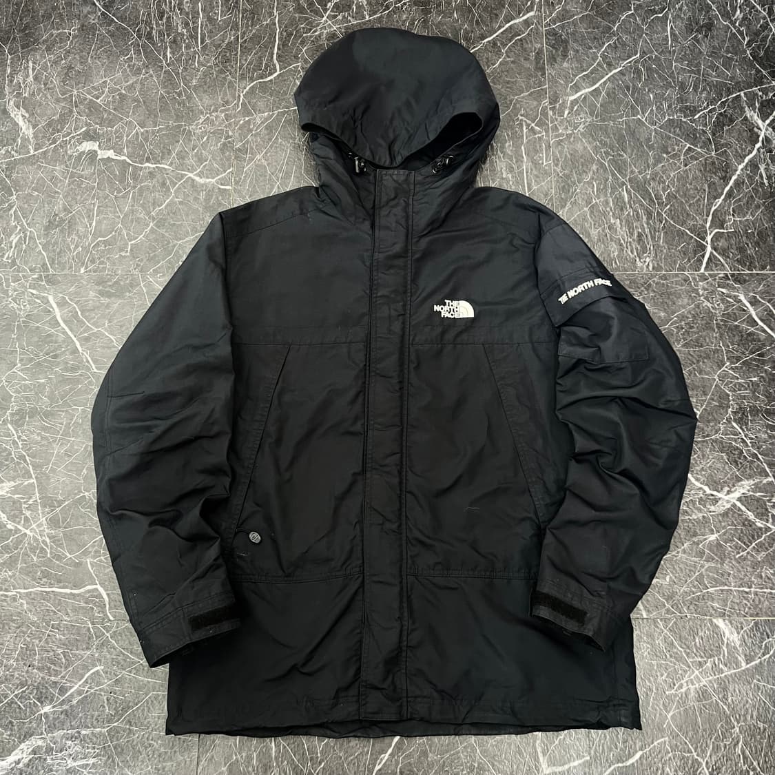 노스페이스 블랙 사이드로고 투웨이 후드 바람막이 자켓 상품이미지3