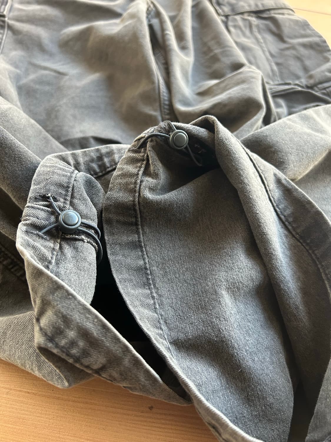 GU 와이드핏 카고팬츠 Msize 상품이미지3