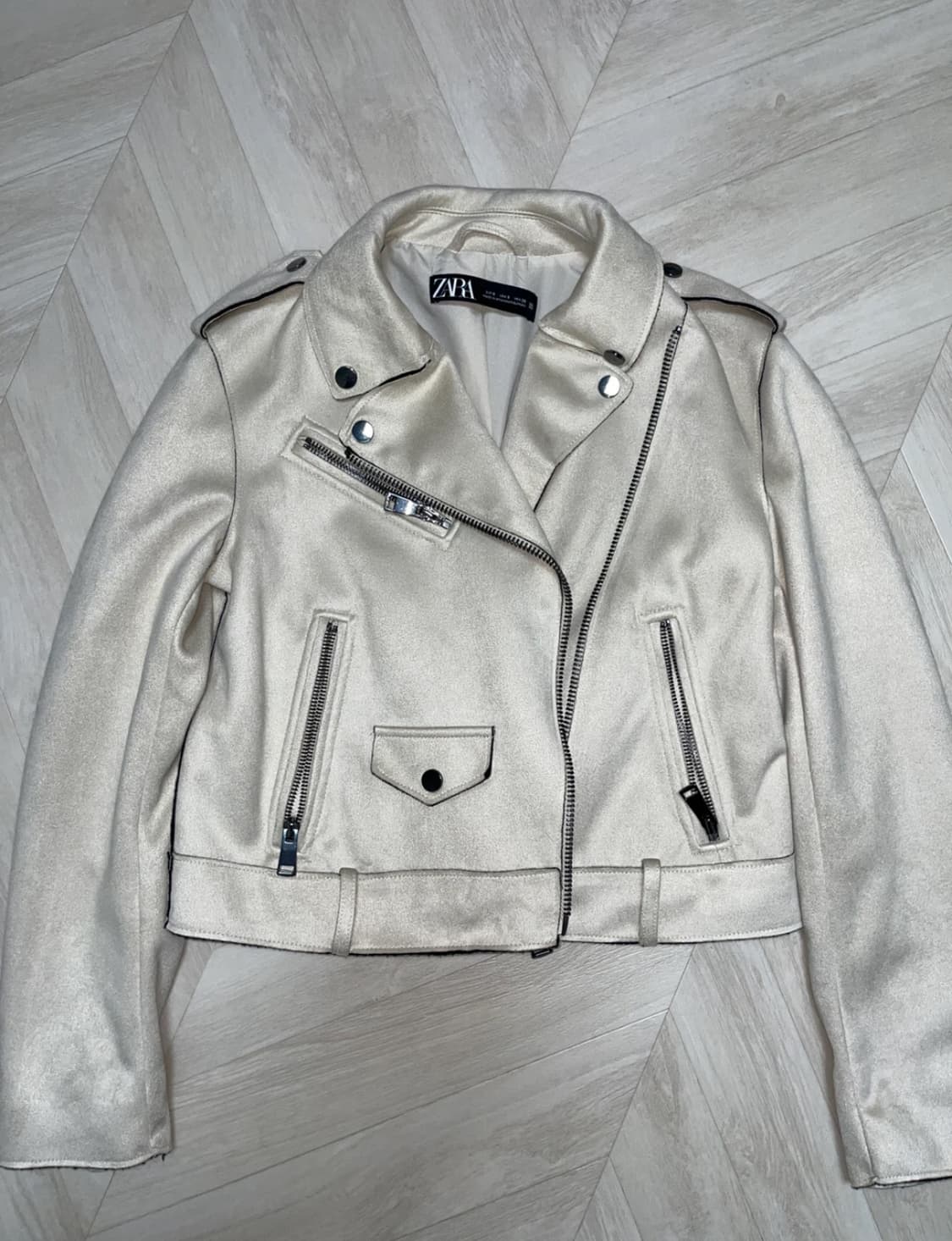 자라 zara 벨벳 레더자켓 상품이미지1