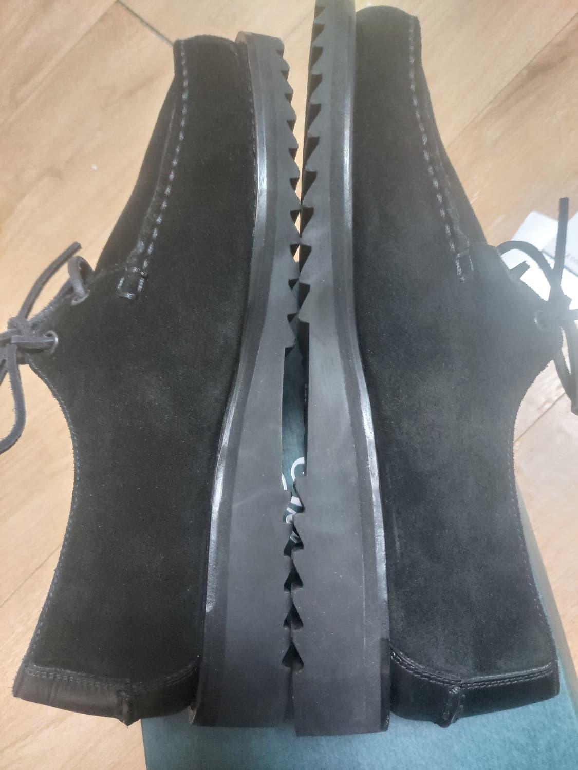 캡틴선샤인 파루부트 도밍구 블랙스웨이드 상품이미지4