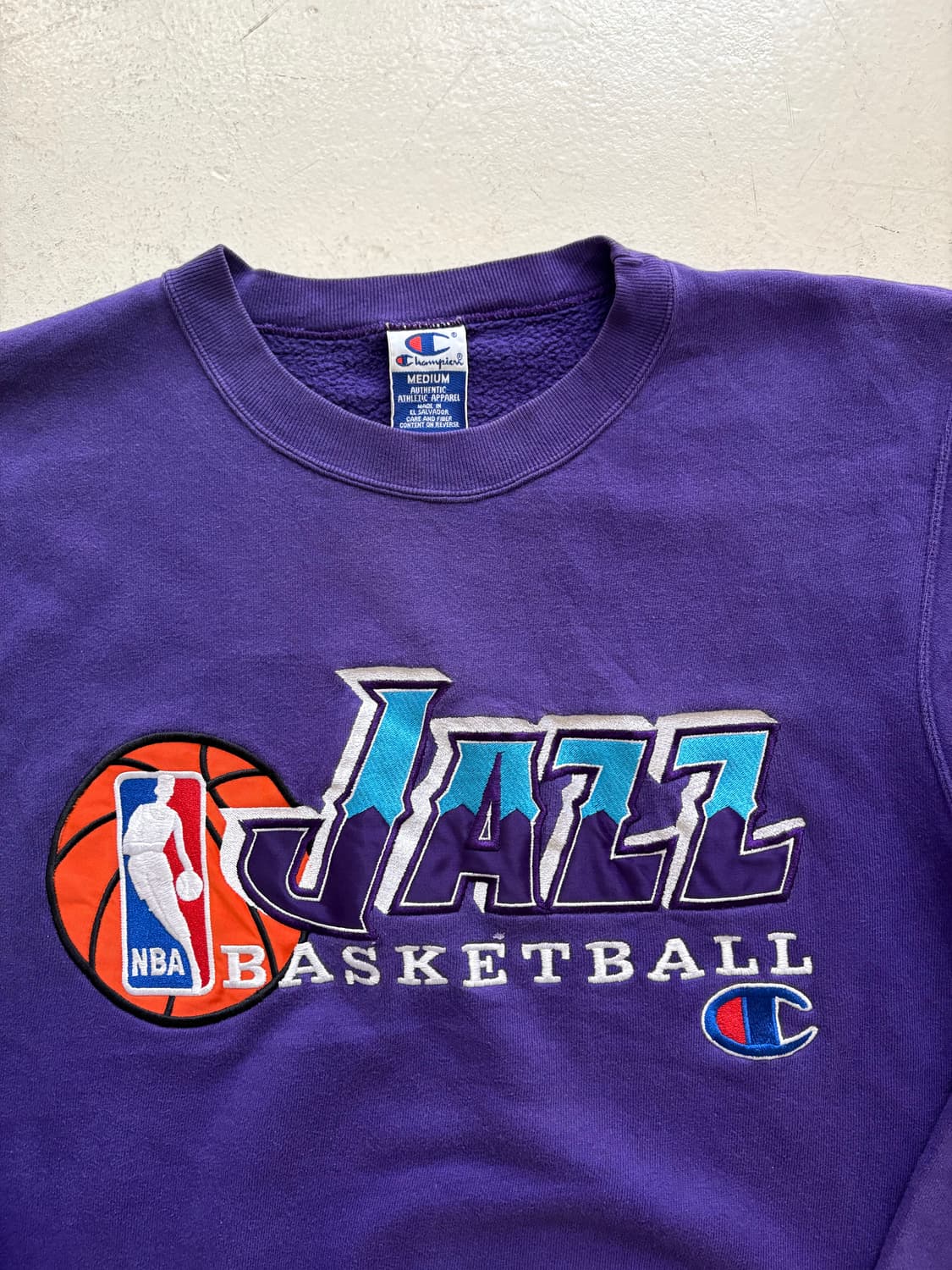 90's Champion NBA UTAH JAZZ sweatshirt. 상품이미지4