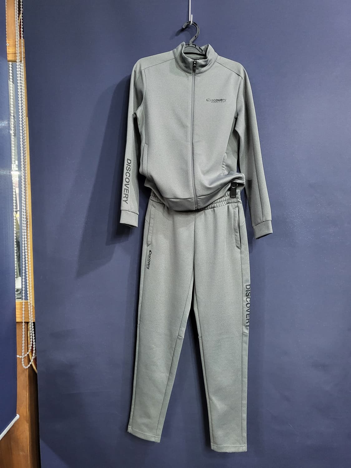디스커버리 셋업 트레이닝복 상품이미지1
