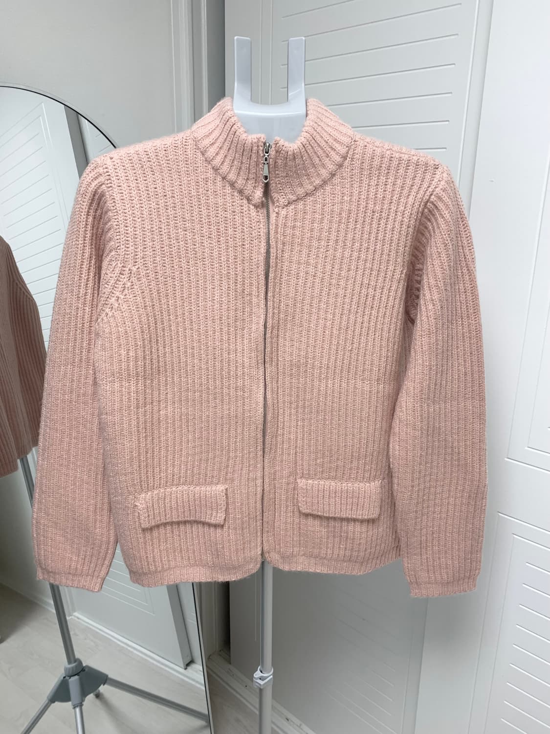 더히스토리 니트집업 새상품 상품이미지1