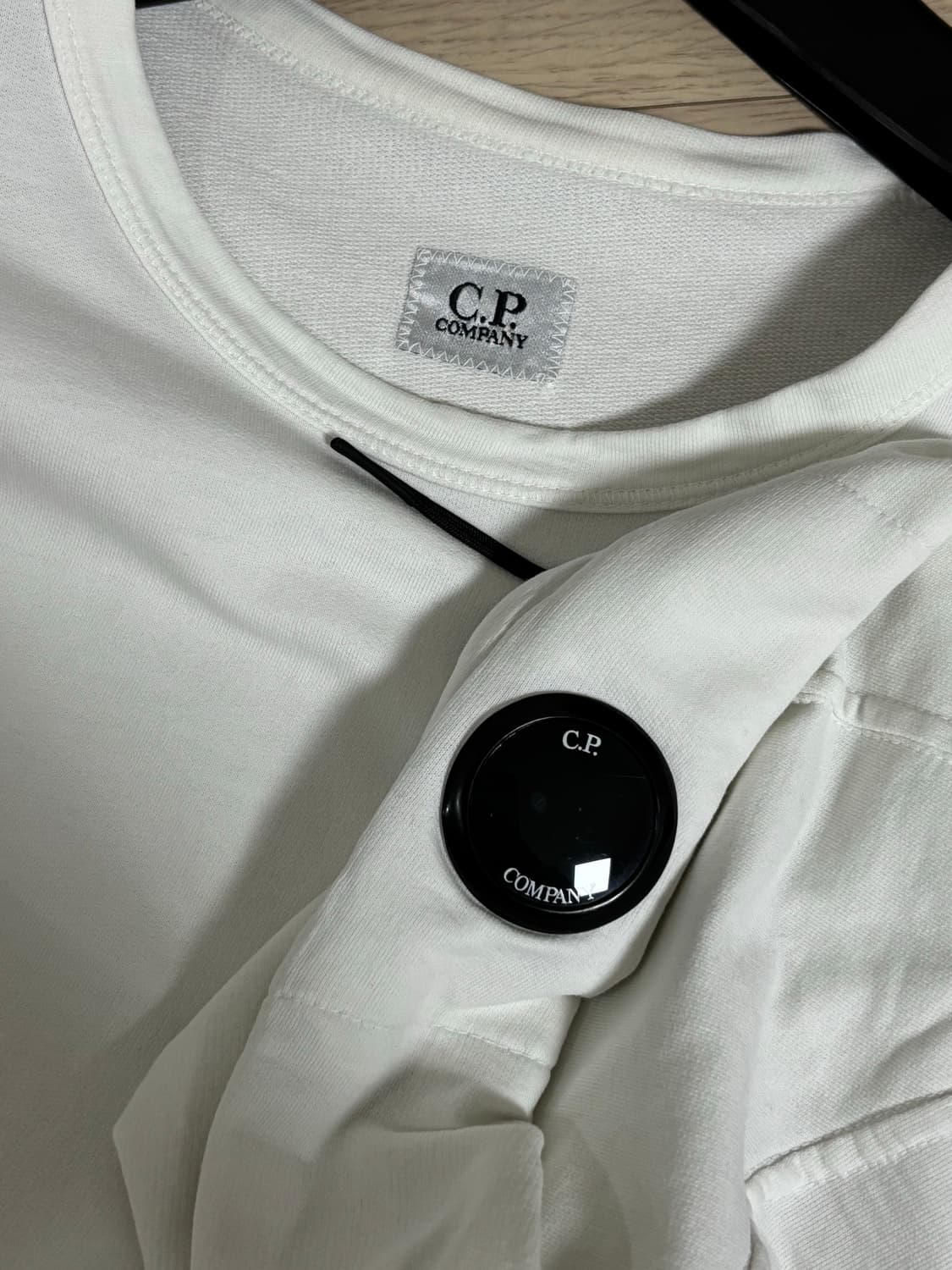 Cp 컴퍼니  화이태 맨투맨 XL 상품이미지3