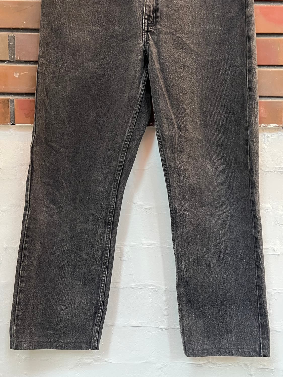 Levis 505 오렌지탭 레귤러 스트레이트 블랙 데님 진 34x30 상품이미지3